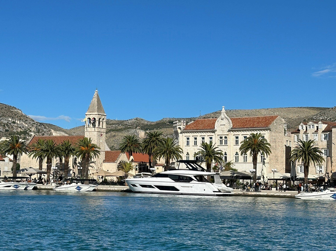 Waterfront Promenade-特罗吉尔必去景点