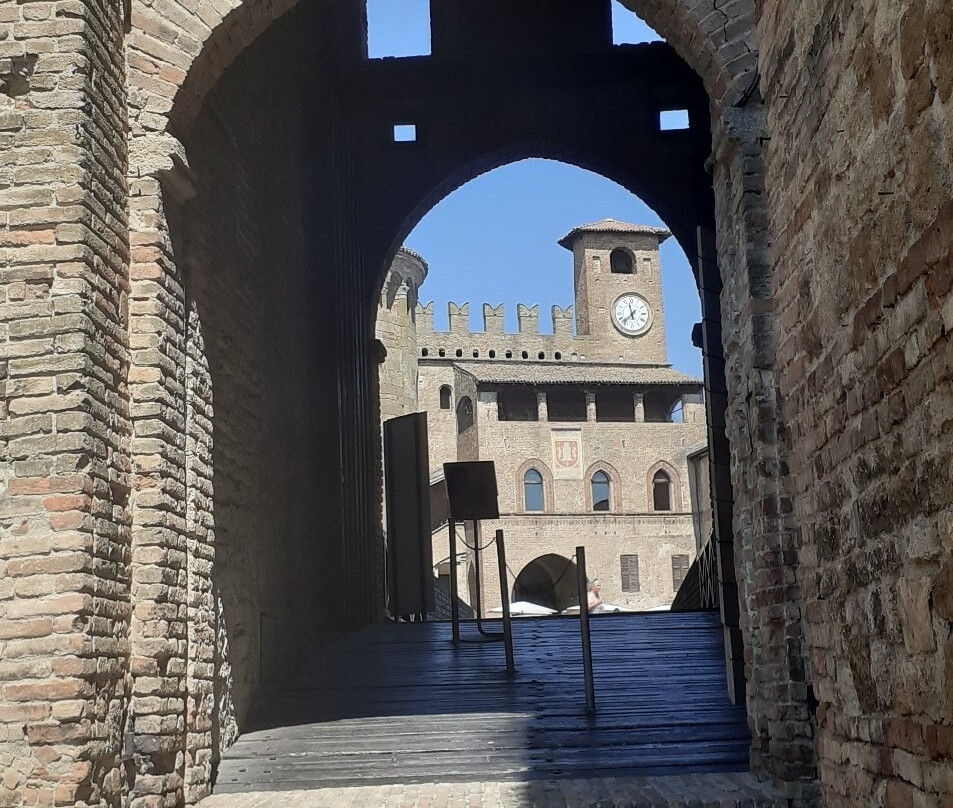 Rocca Viscontea-Castell'Arquato必去景点