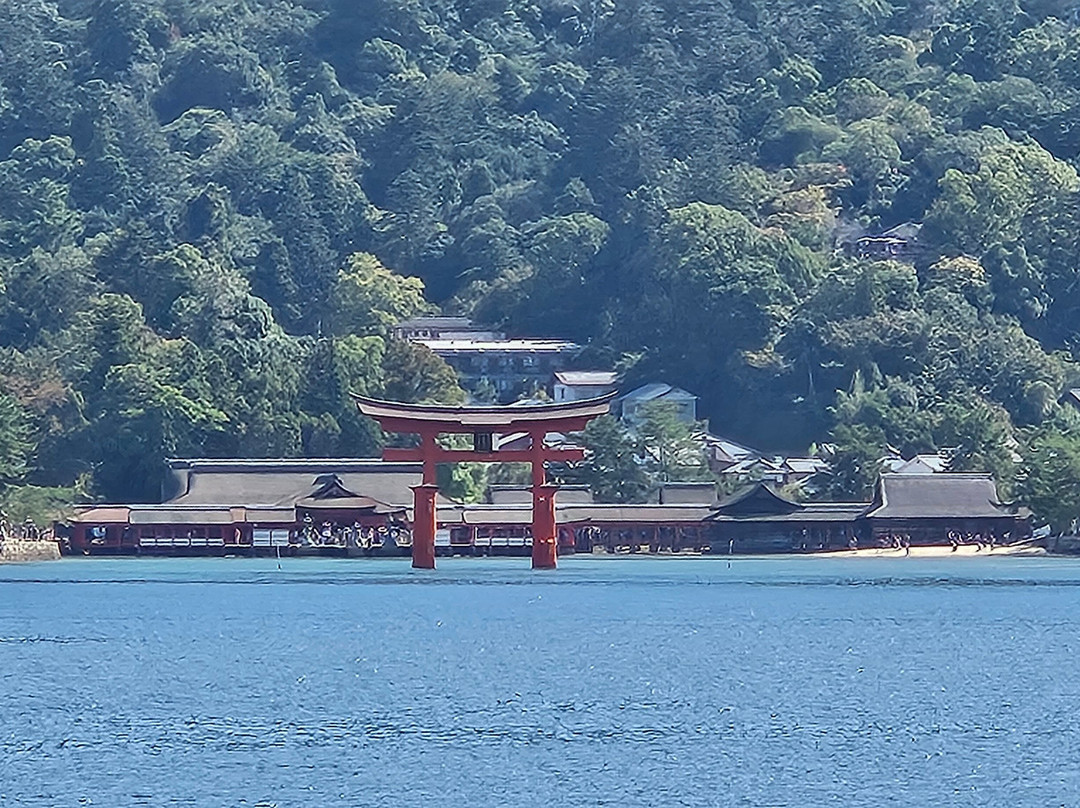 Itsukushima Shrine Torii-廿日市市必去景点