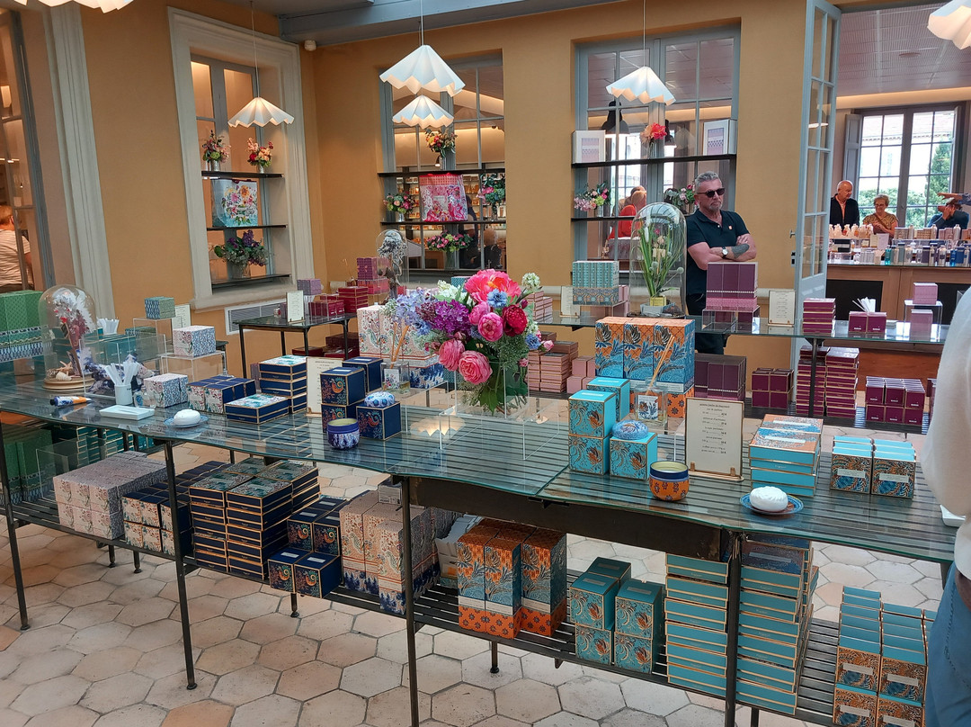 Latitude Explorers-Fontenay-les-Briis必去景点