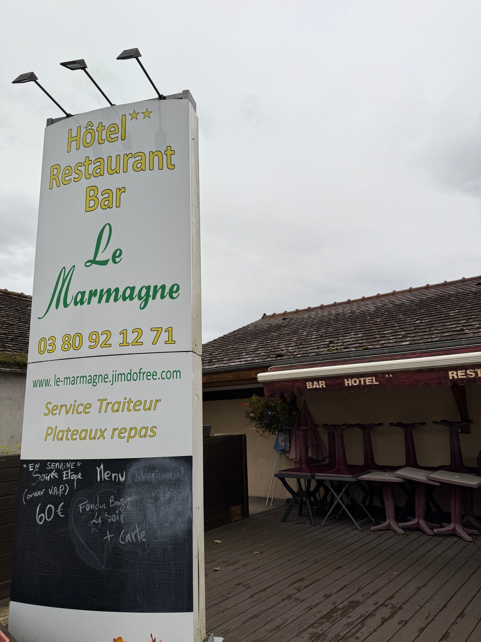 Le Marmagne-官方