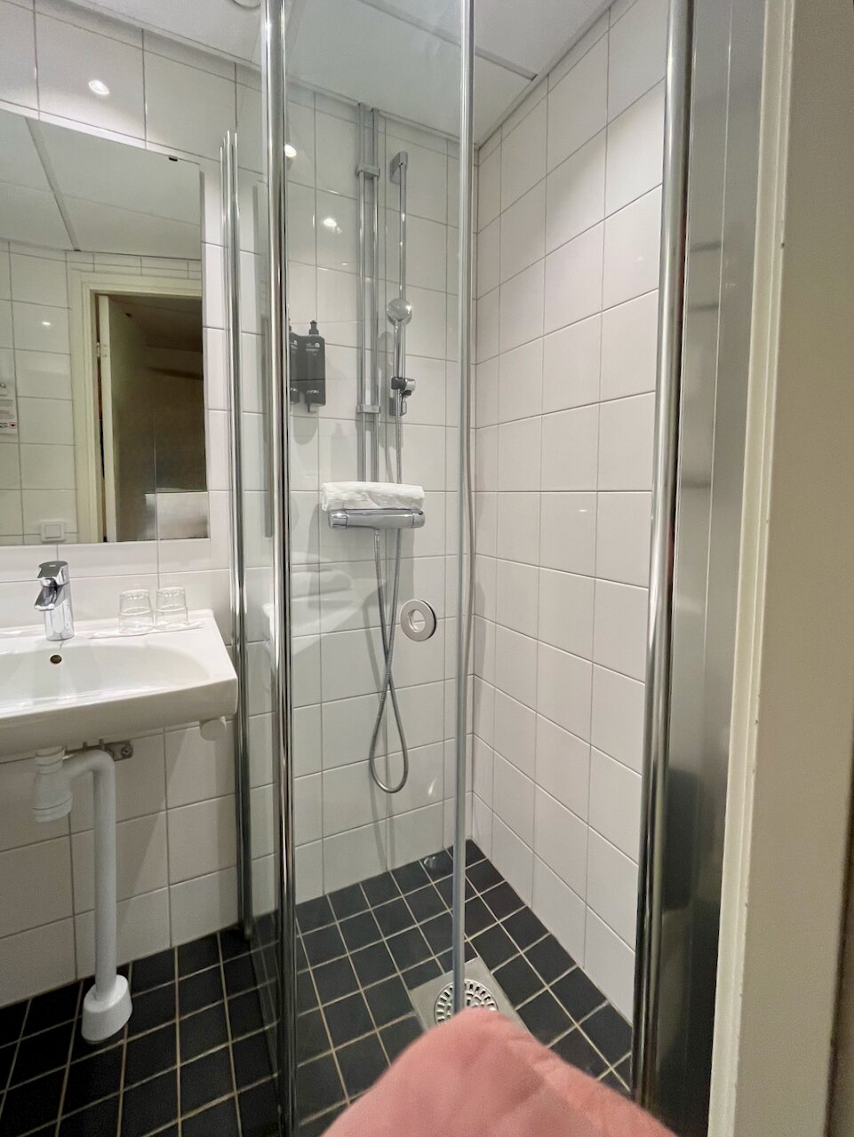 贝斯特韦斯特酒店-浴室