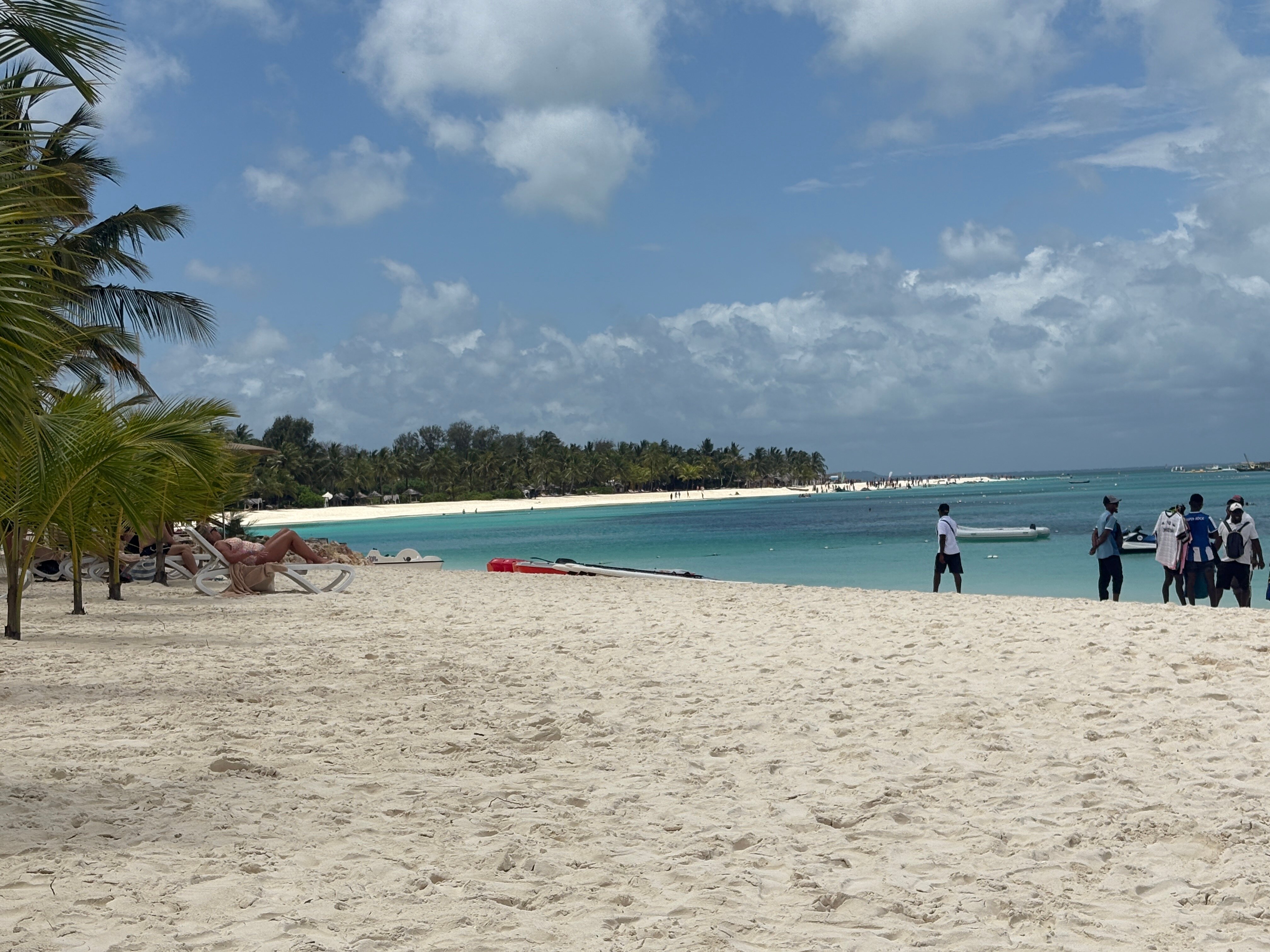 Hotel Riu Jambo-泳池