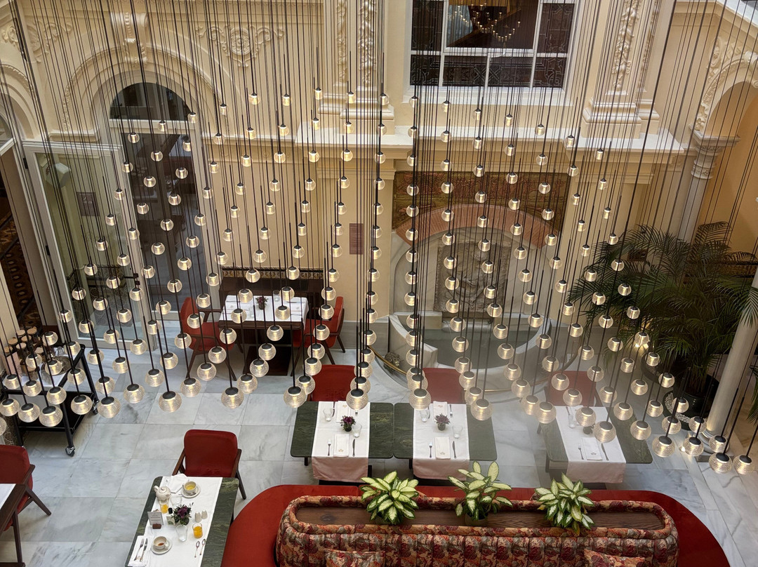 Palacio Gran Via, a Royal Hideaway Hotel主图