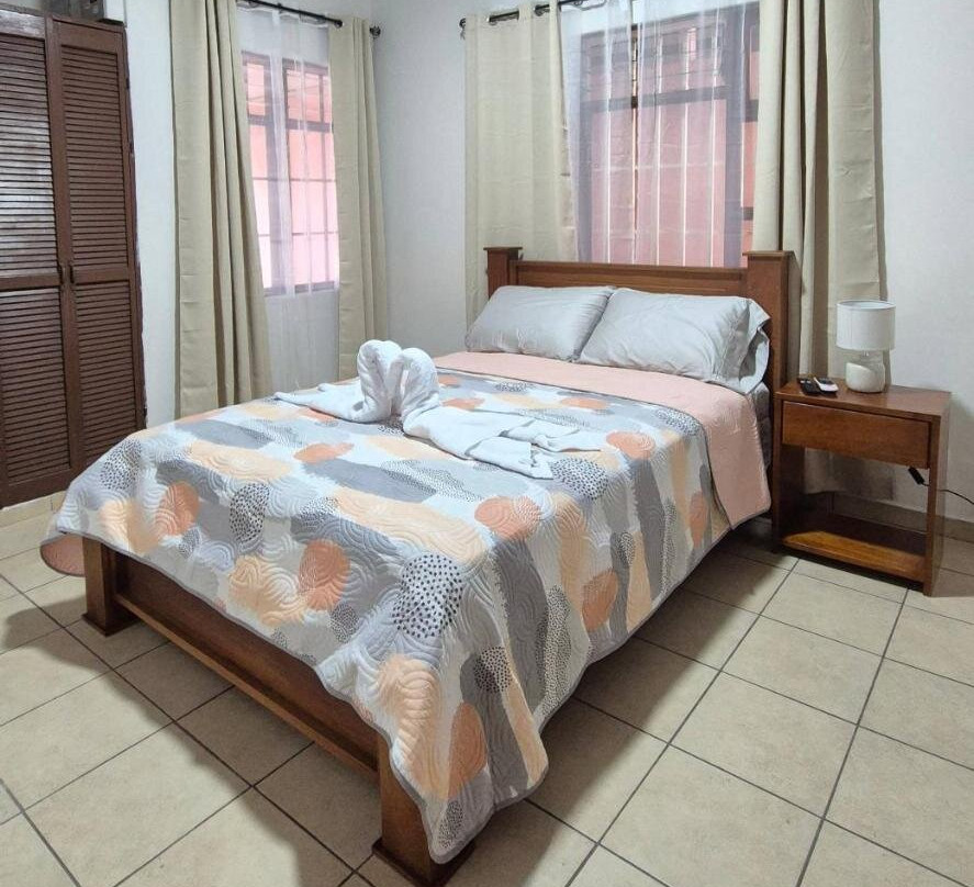 Velaz Guesthouse
