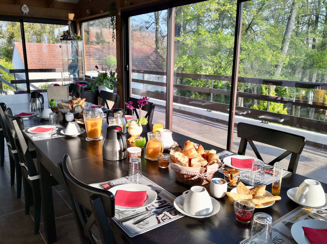 Ferrieres-en-Brie酒店住宿-拉罗斯戴斯唯特斯酒店