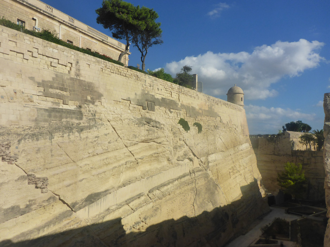 Triton Fountain-瓦莱塔必去景点