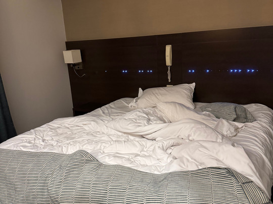 厄尔贡酒店主图