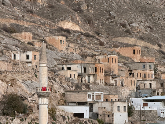 Lisinya Tur-于尔居普必去景点