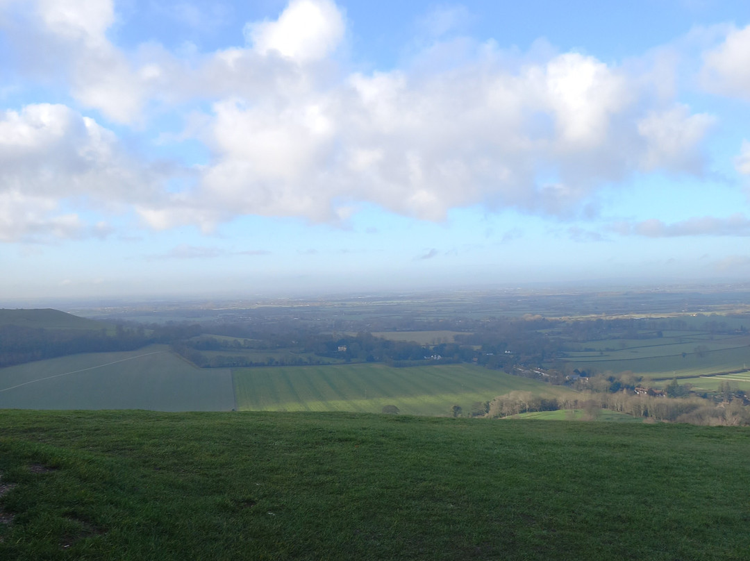 Coombe Hill-艾尔斯伯里必去景点