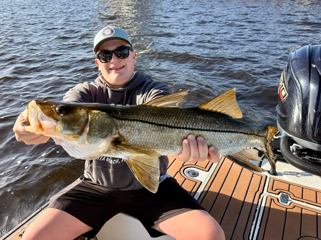 Pure Passion Fishing Charters-迈尔斯堡海滩必去景点