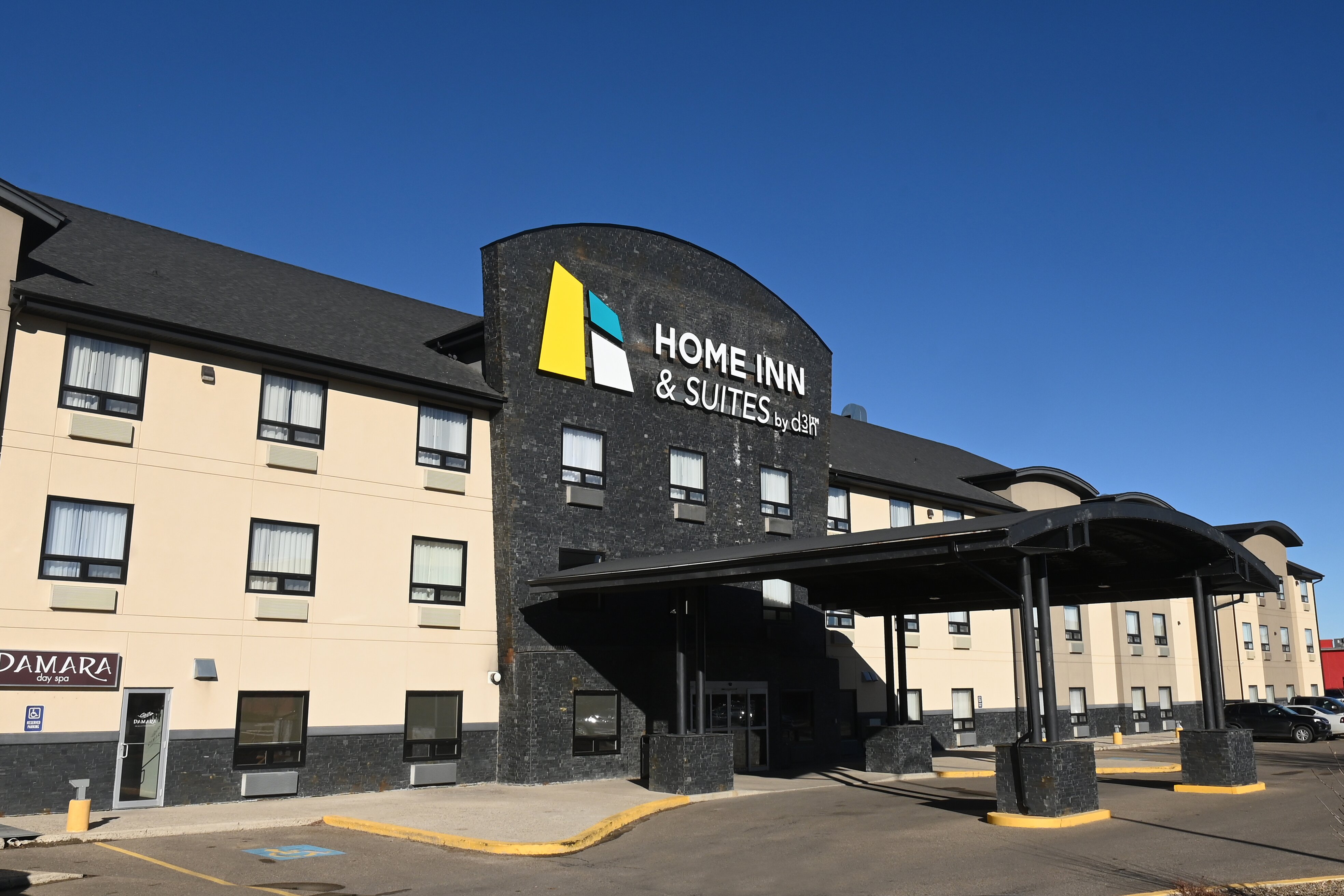 Home Inn & Suites By D3h - Swift Current-浴室