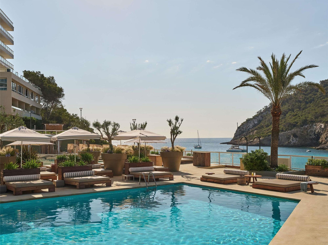 Cala Llonga酒店住宿-Mondrian Ibiza