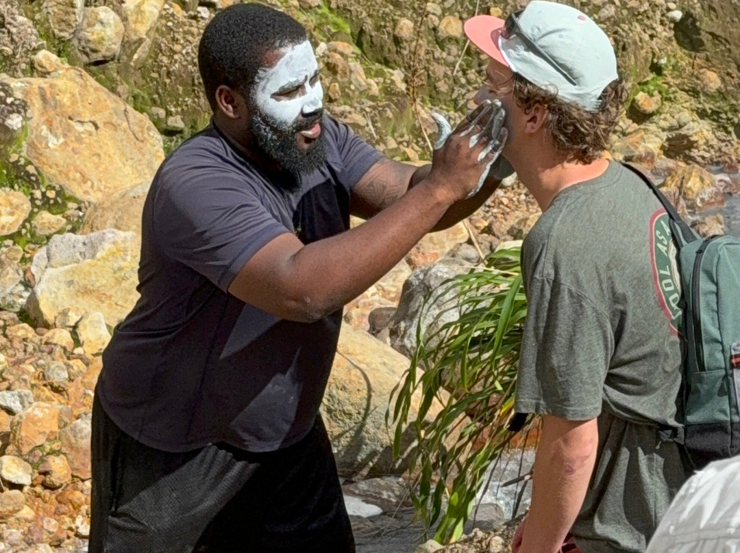 My Island Adventures with Chadi Symes-罗索必去景点