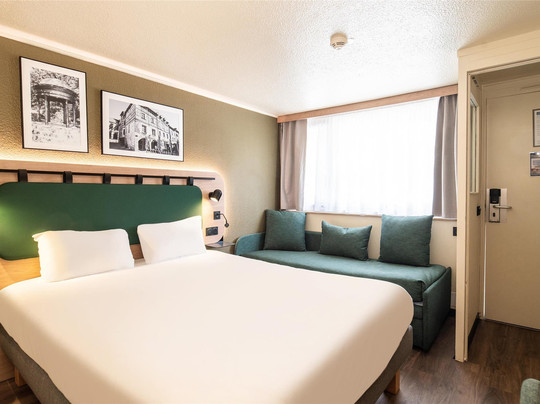 北里摩日钟楼酒店