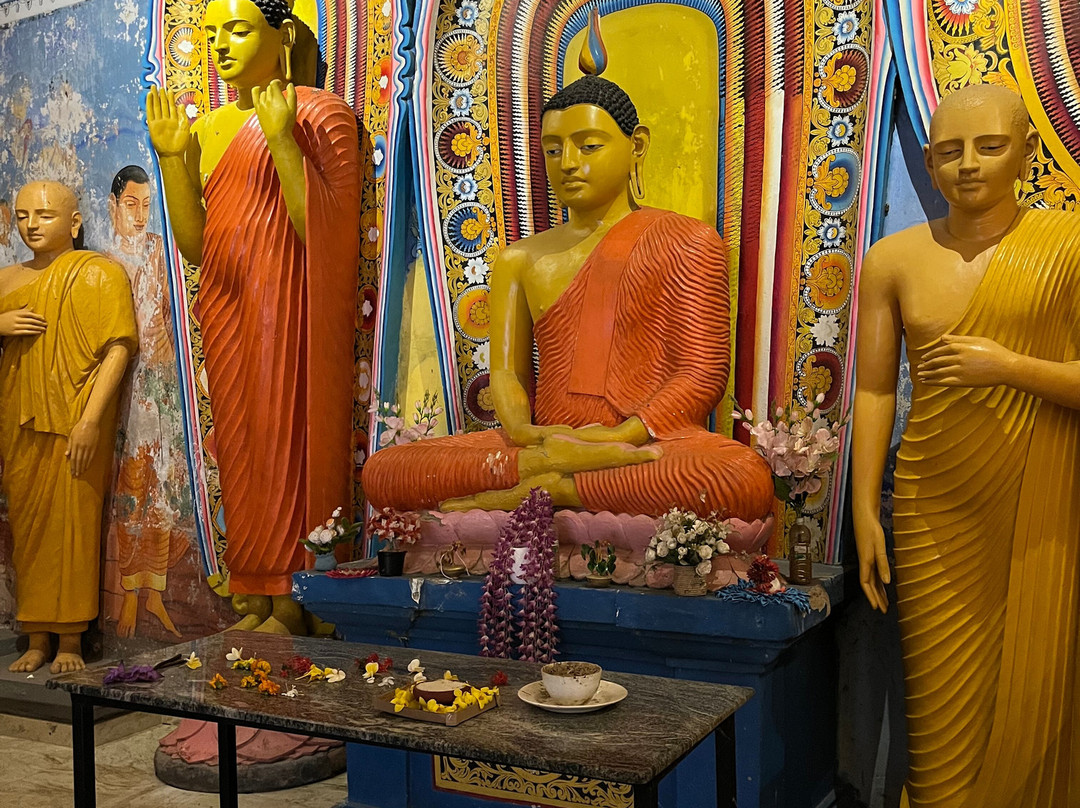 sun cycles work shop and hire-阿努拉德普勒圣城必去景点