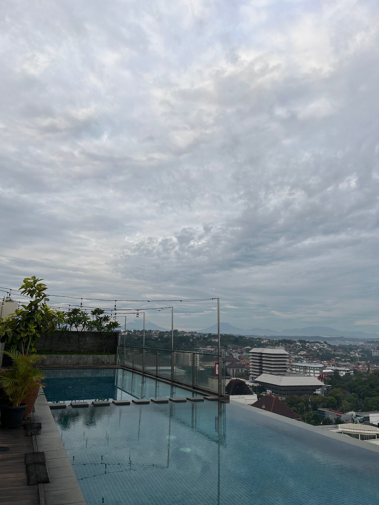 Louis Kienne Hotel Simpang Lima-官方