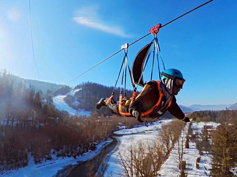 Mega Tiroliana Bucovina 2.2km-Gura Humorului必去景点