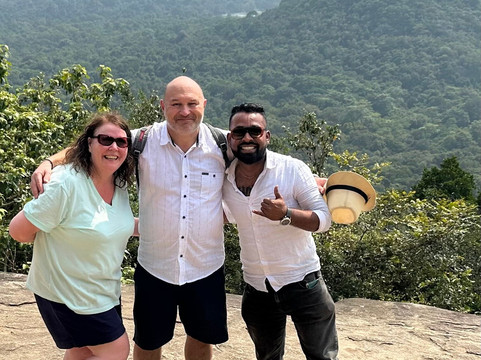 Tuk Tuk Laka-康提必去景点