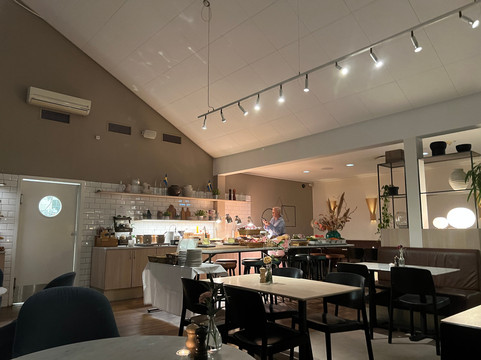 巴尔卡欢迎酒店主图