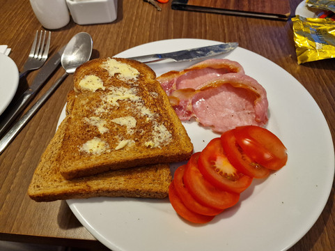 凯尔温格罗夫酒店主图