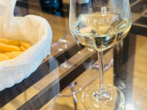 Toni Doro - Il Prosecco-维托里奥威尼托必去景点