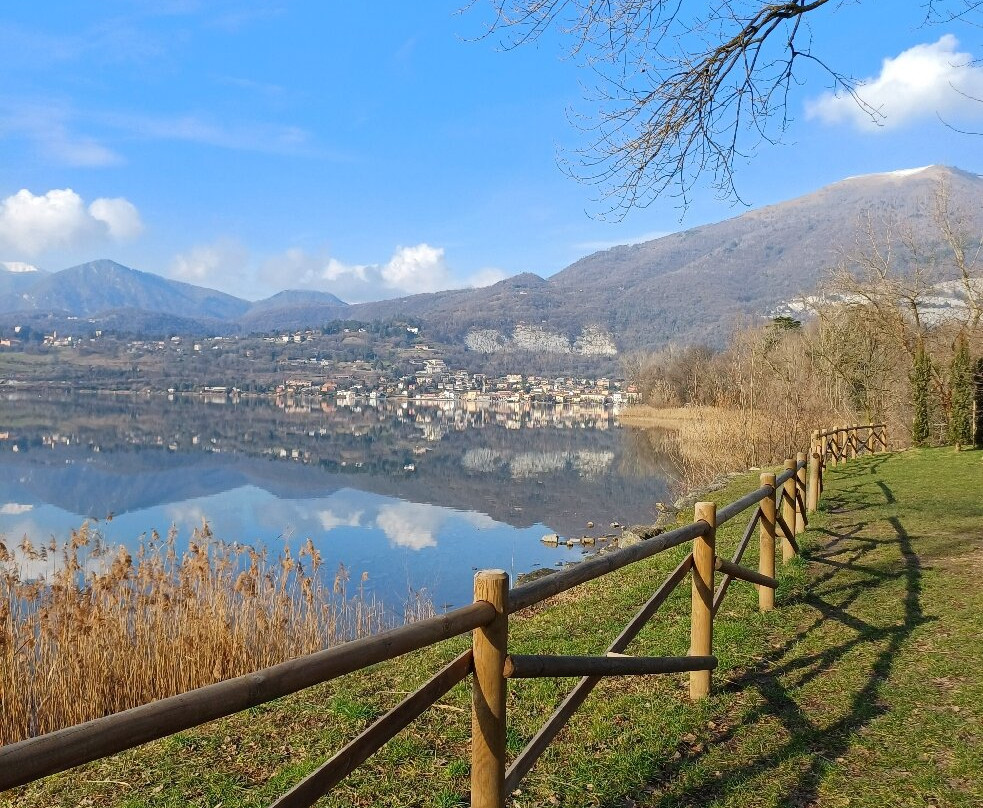 Lungolago Gianni Brera-Bosisio Parini必去景点