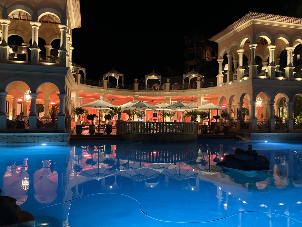 伊贝罗斯塔乔亚埃尔米拉多酒店 - 仅供成人入住-浴室