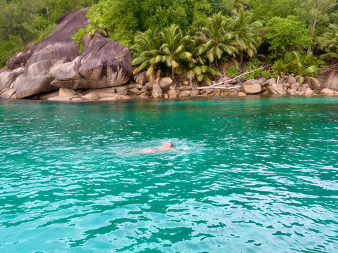 Banana Sea Club-Anse Boileau必去景点