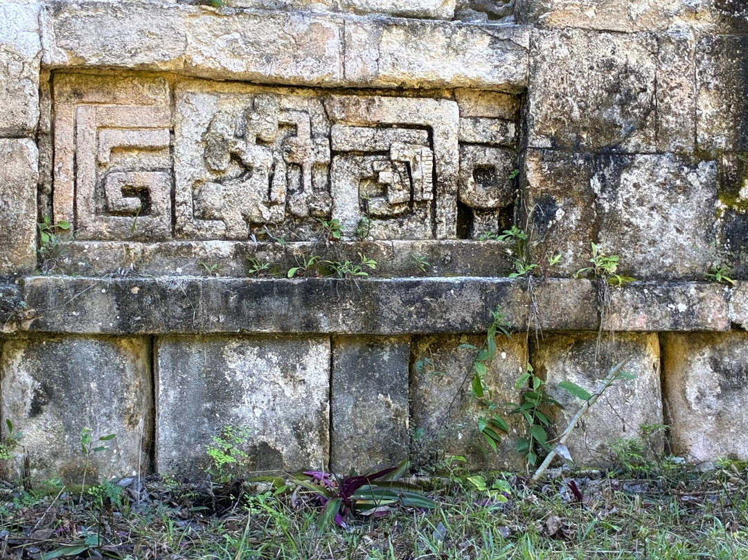 Calakmul Tours By Ezequiel-Xpujil Town必去景点