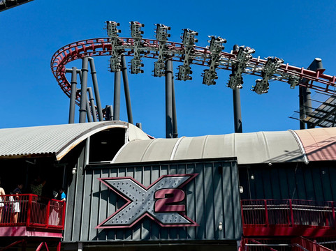 六旗魔术山-圣克拉丽塔必去景点