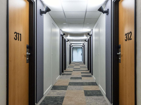 宜必思梅斯中心大教堂酒店主图