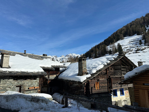 玛斯克纳吉酒店主图