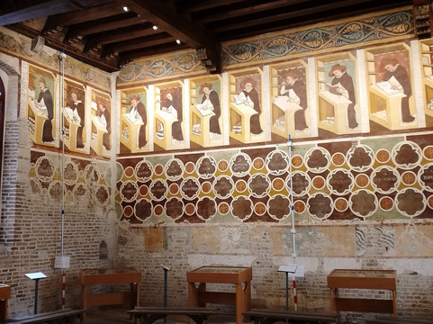 Sala del Capitolo,affreschi di Tommaso da Modena-特雷维索必去景点