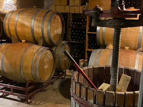 Celler Devinssi-Gratallops必去景点