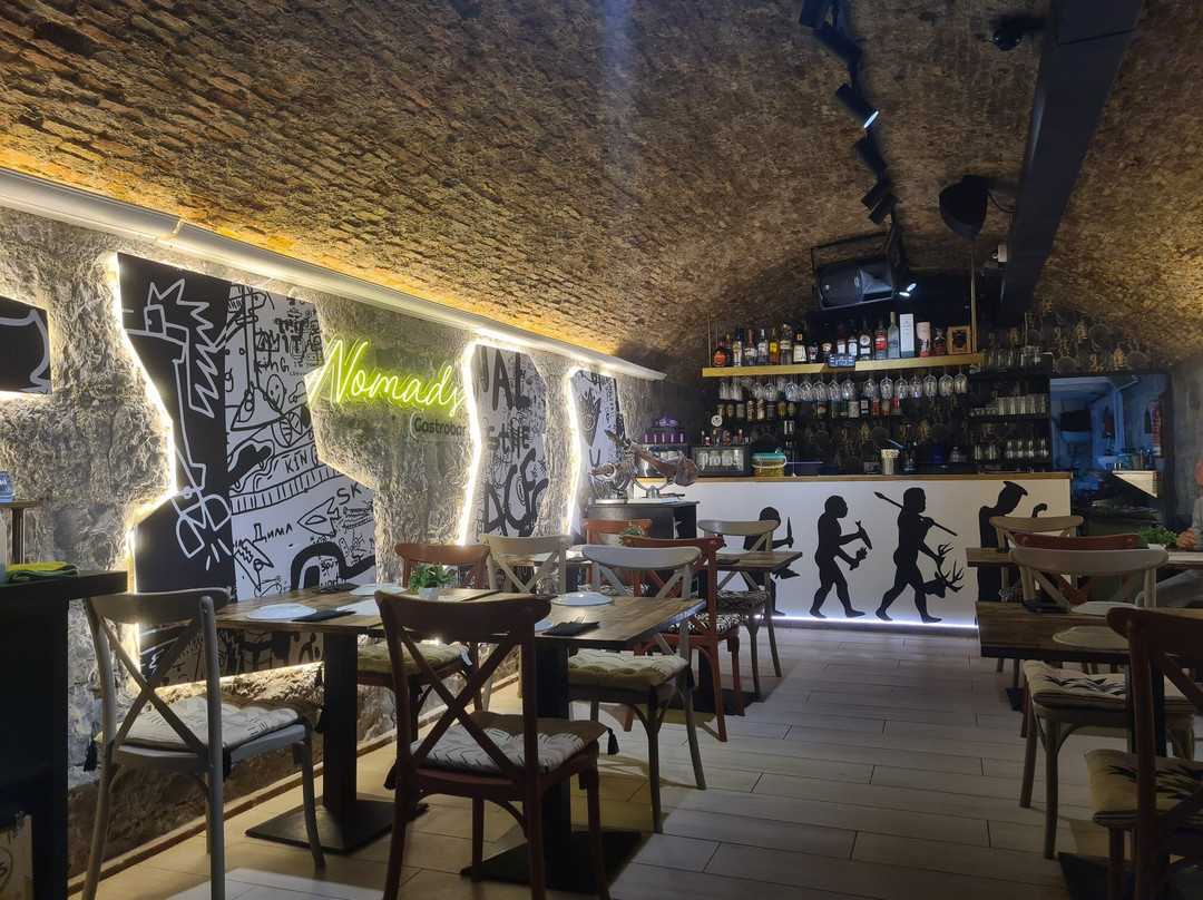 Nomads Gastro