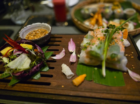 Amara Dining Pub Street