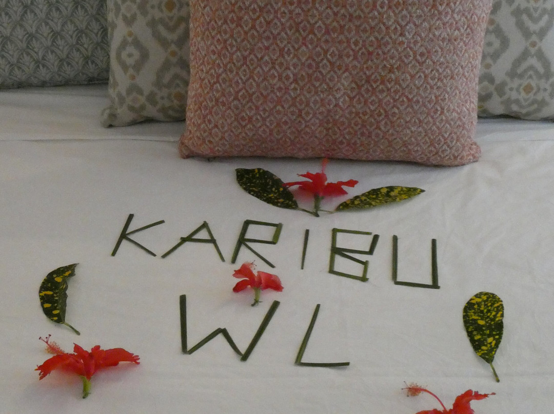 爱水人海滩度假村主图