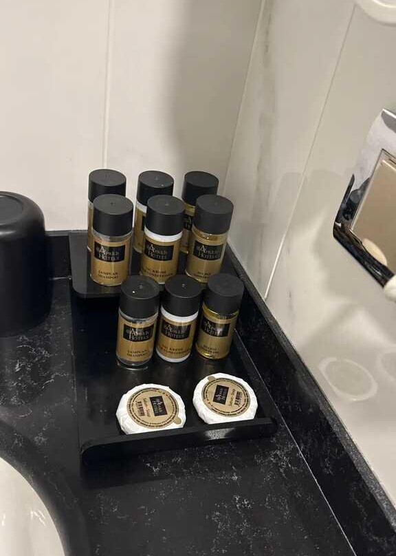 阿普里斯豪华酒店主图