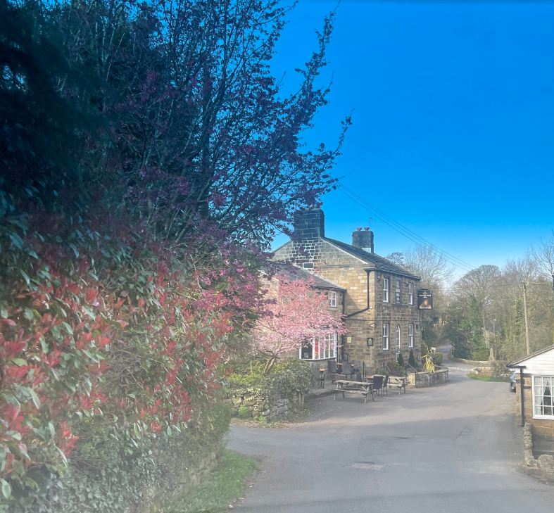 Queens Head Kettlesing-官方