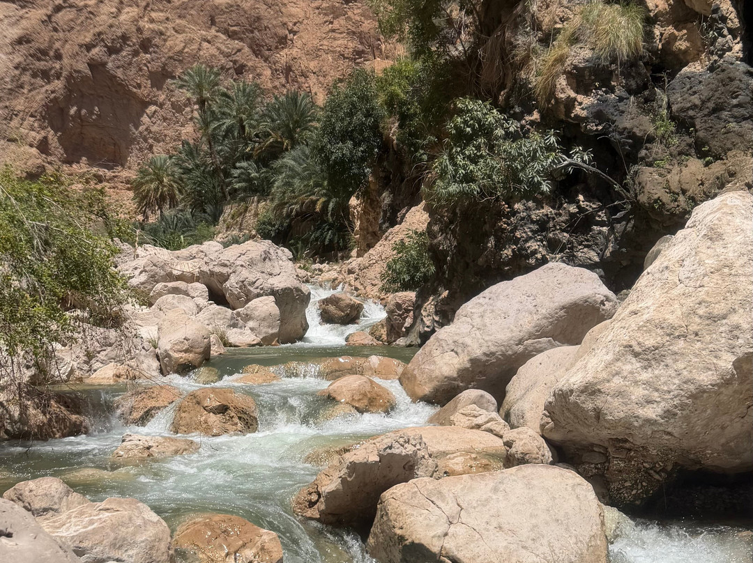 Wadi Tiwi Mibam Adventure-提维必去景点