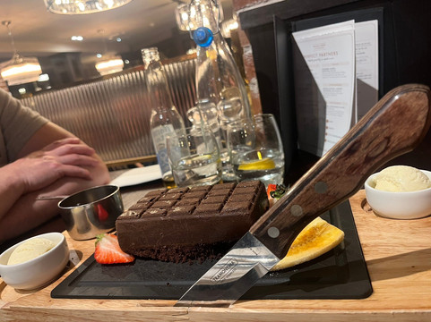 Miller & Carter Great Salterns主图