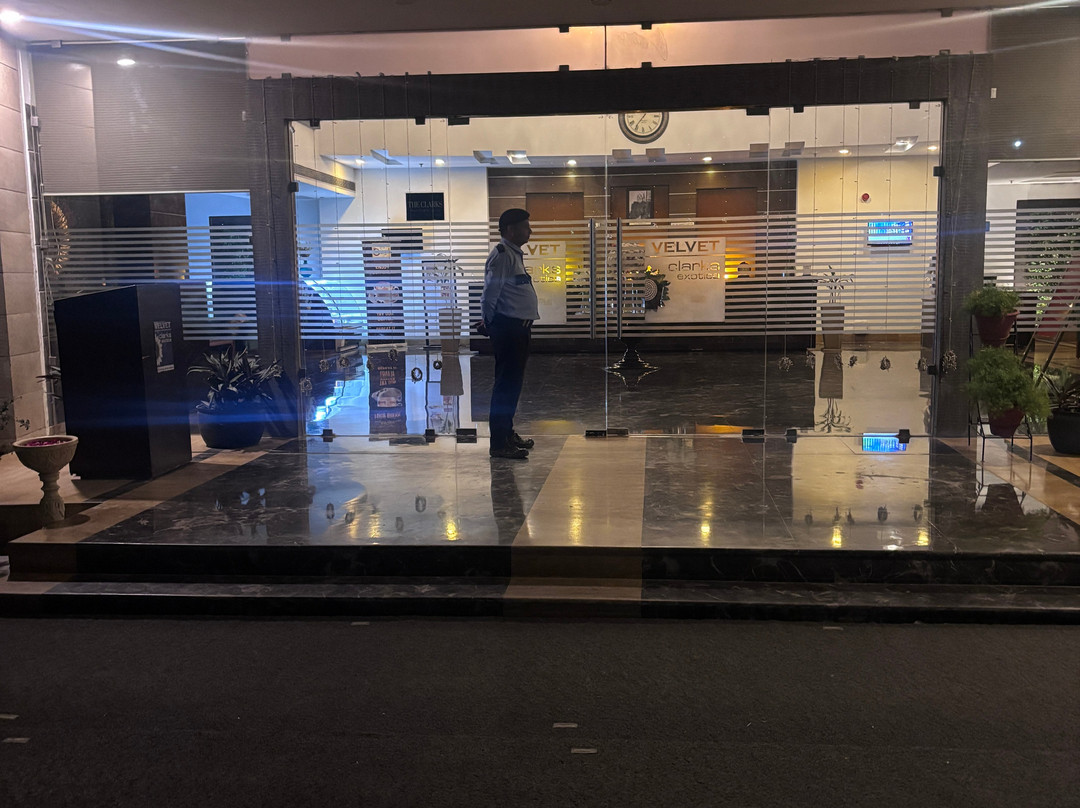 天鹅绒克拉克珍品酒店主图