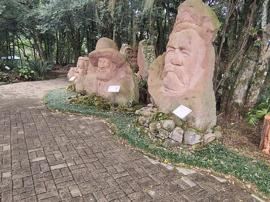 Esculturas Parque Pedras Do Silêncio-Nova Petropolis必去景点