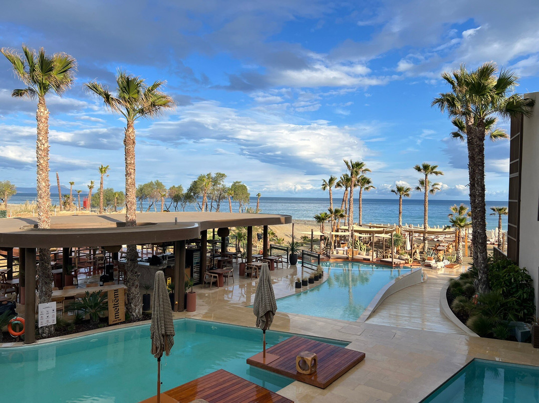 Nalu Resort & Spa Adults Only Hotel