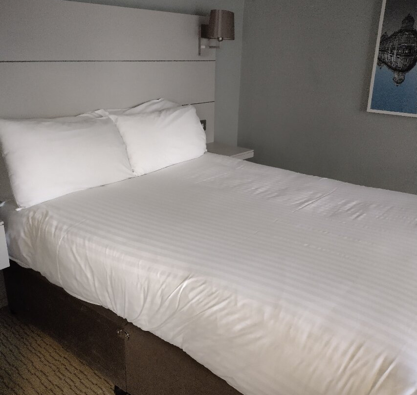 赫尔农庄公园美居酒店主图