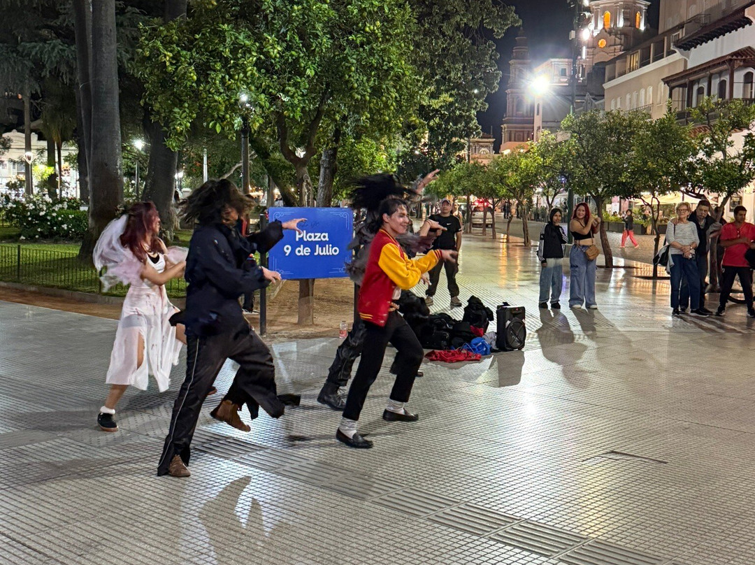 索拉尔德拉广场酒店主图