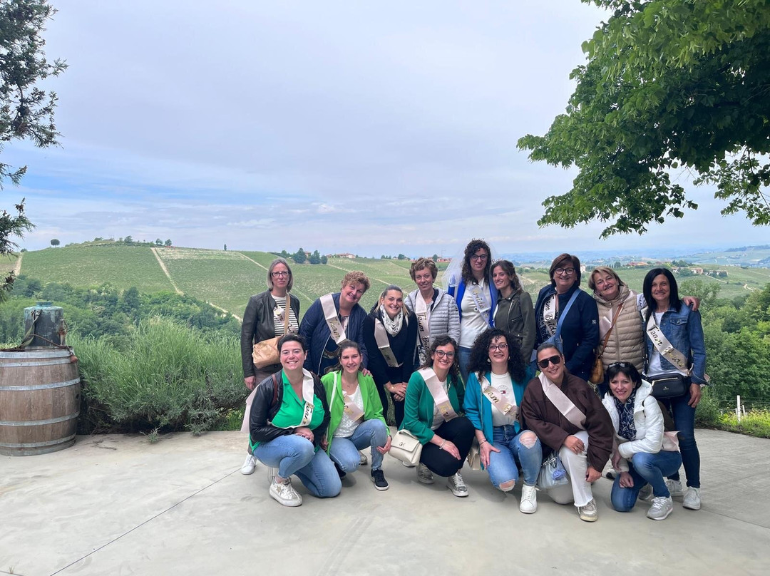 Simone Cerruti Winery-Castiglione Tinella必去景点