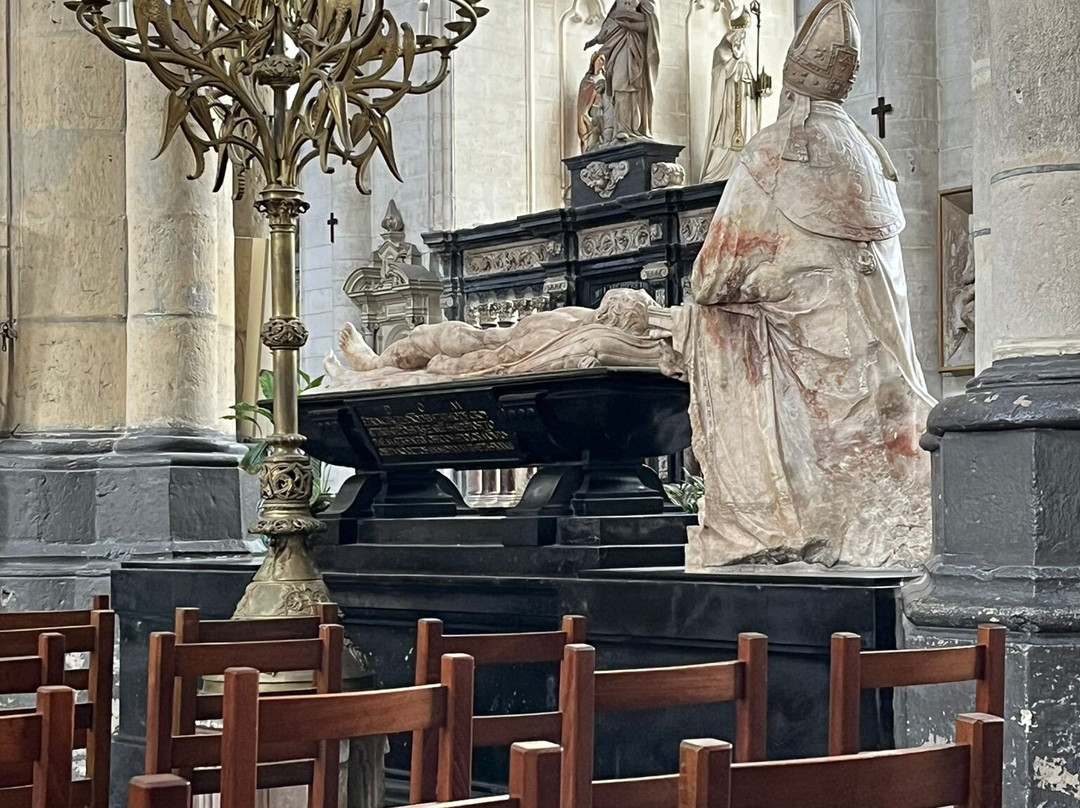 Saint-Omer Cathedrale-圣奥梅尔必去景点