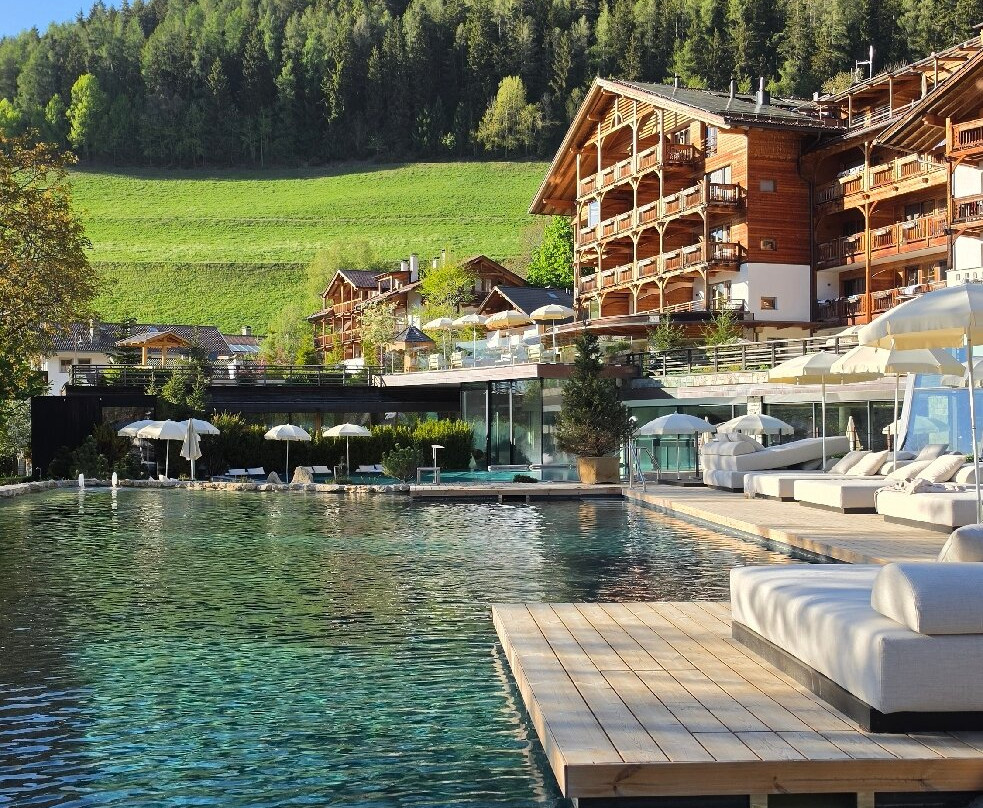 Familyhotel Sonnwies Dolomites主图